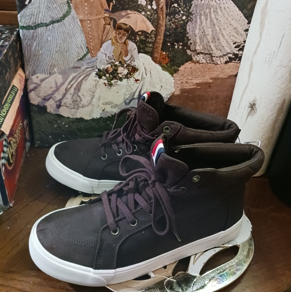 👟 👟 Navy Faux Suede Hightop Sneakers 👟 👞NWT!Dark Brown,Nice🎁Gift. 👟 👞 - Picture 10 of 12